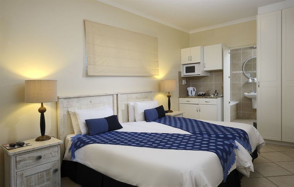 Algoa Guest House Summerstrand Port Elizabeth Exterior photo