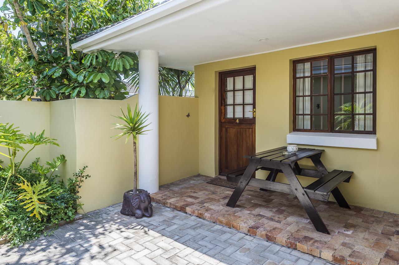 Algoa Guest House Summerstrand Port Elizabeth Exterior photo