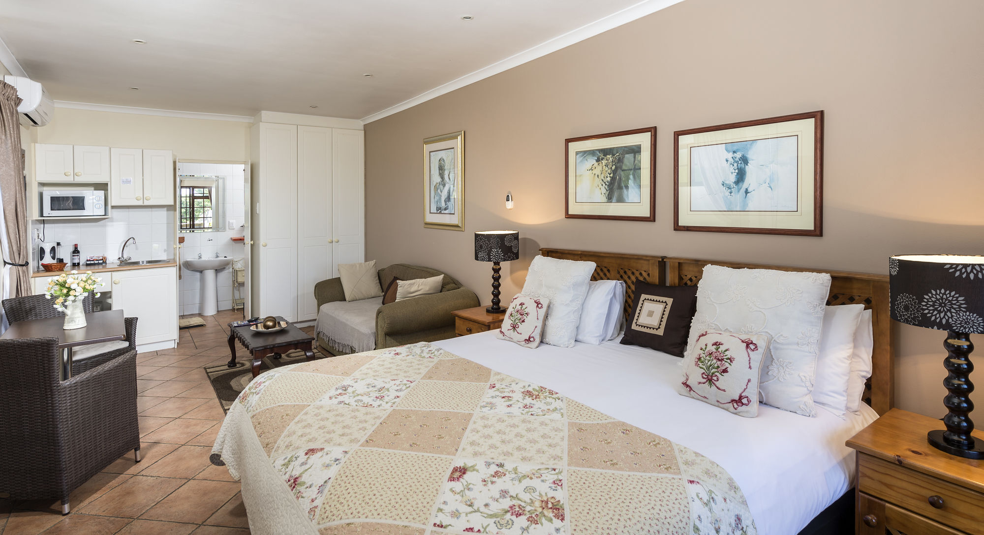 Algoa Guest House Summerstrand Port Elizabeth Exterior photo